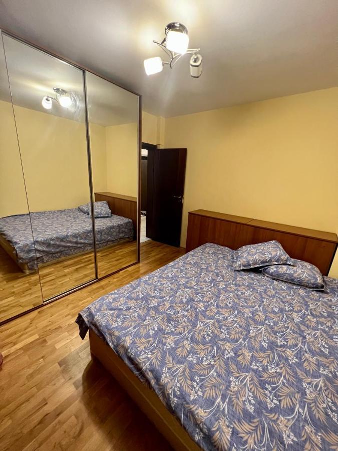 Chaika Sea Apartment Varna Bagian luar foto
