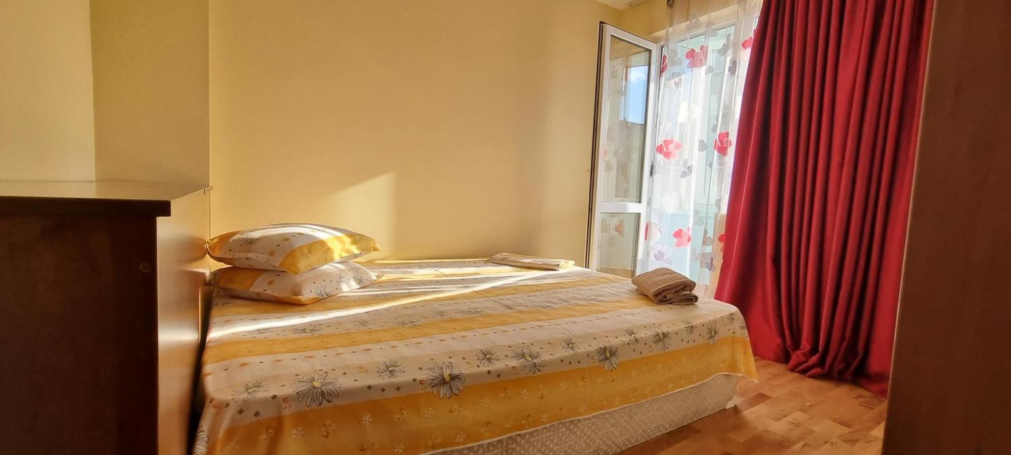 Chaika Sea Apartment Varna Bagian luar foto